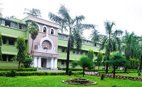 Bhavans College